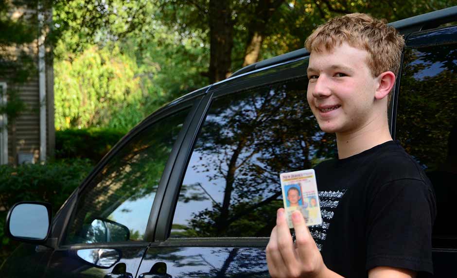 What Apathy Toward a Drivers License Might Tell You About Your Teen [One Minute Feature]