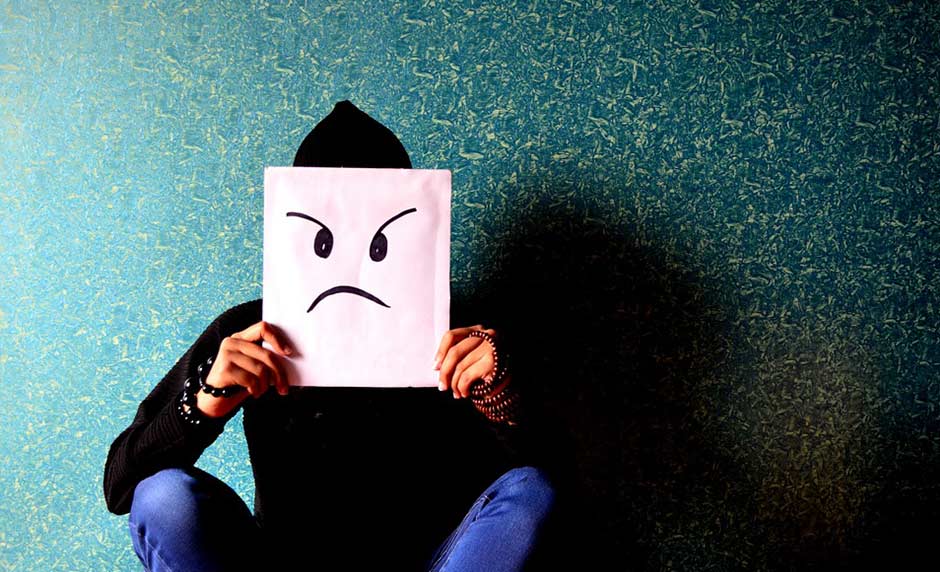 How Social Media Can Kindle Depression [One Minute Feature]
