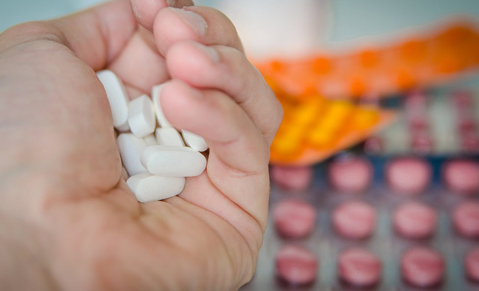 Are Prescription Medications in the House Putting Your Teen at Risk [One Minute Feature]