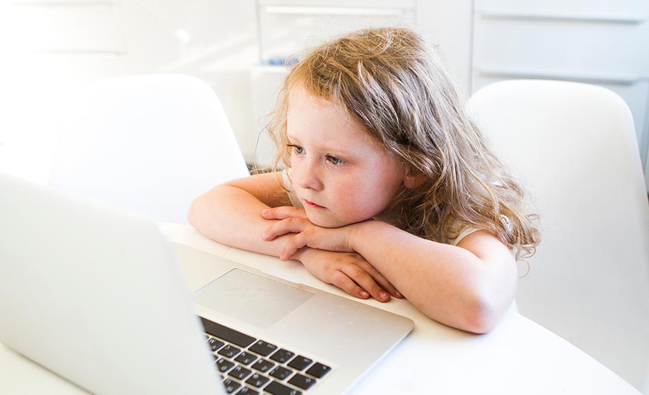 Are Your Children Slaves to Digital Devices [One Minute Feature]